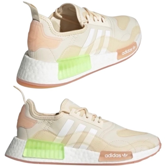 ADIDAS NMD R1 Running Sneaker Casual Platform Shoes Fabric & Rubber US Sz 9 - Picture 1 of 11